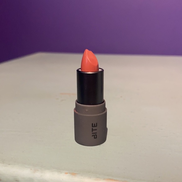 Bite Beauty amuse bouche lipstick in chai - Picture 1 of 5